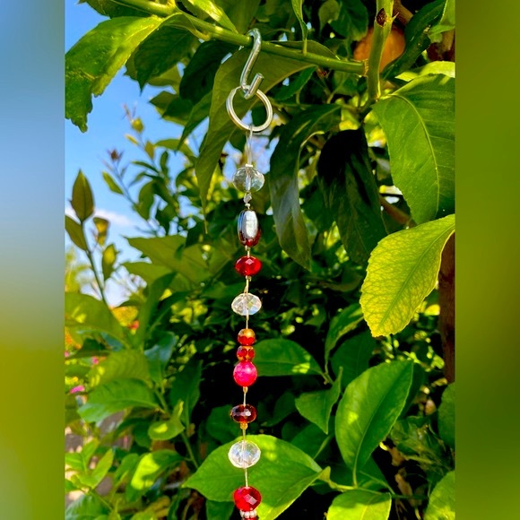 Red crystal sun catcher - Picture 4 of 11
